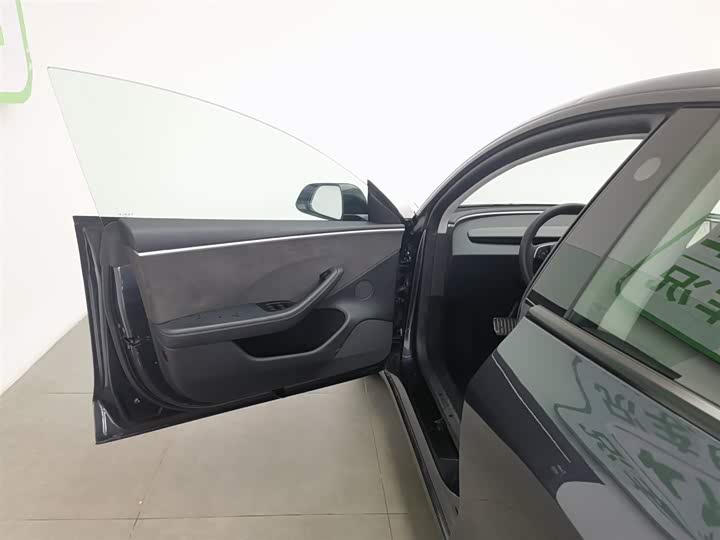 Tesla Model 3 2024 2024款 高性能全轮驱动版