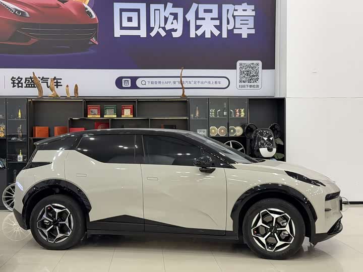 Zeekr X 2025 2025款 五座后驱版