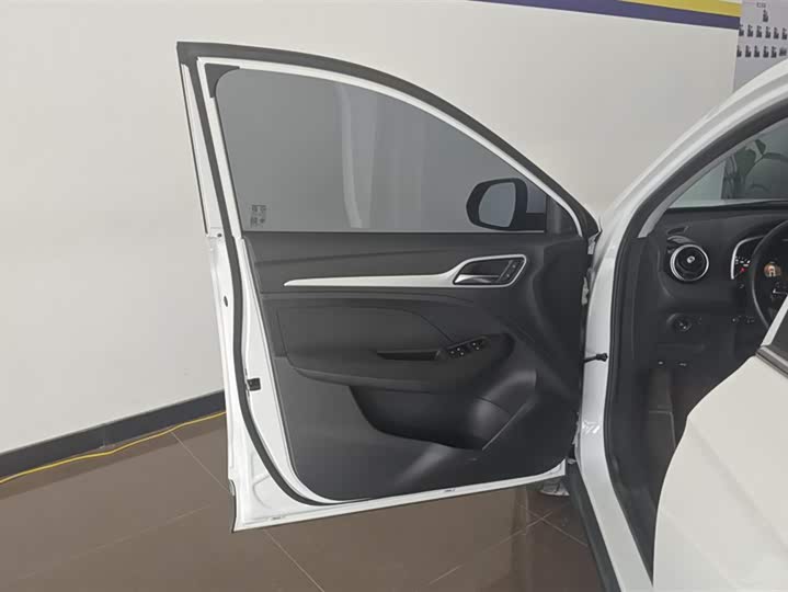 MG Motor ZS 2020 2020款 180DVVT 自动Lite