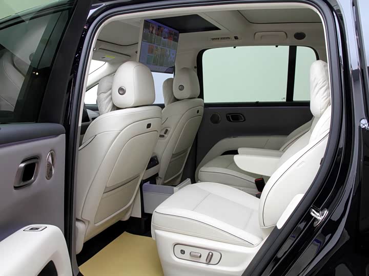 LiXiang i8 2025 2025款 标准版