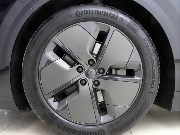 LiXiang i8 2025 2025款 标准版