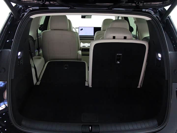 LiXiang i8 2025 2025款 标准版