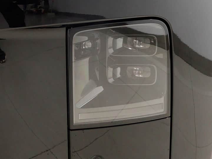 LiXiang i8 2025 2025款 标准版