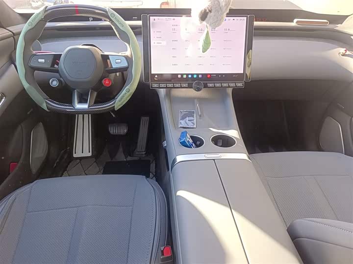 Xiaomi YU7 2025 2025款 超长续航高性能四驱Max版