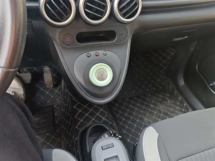 Ora Black Cat 2022 2022款 301km 萌动型 磷酸铁锂