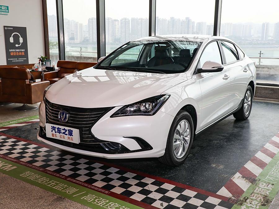 Changan Eado EV 2024 2024款 EV460 智焕版 磷酸铁锂