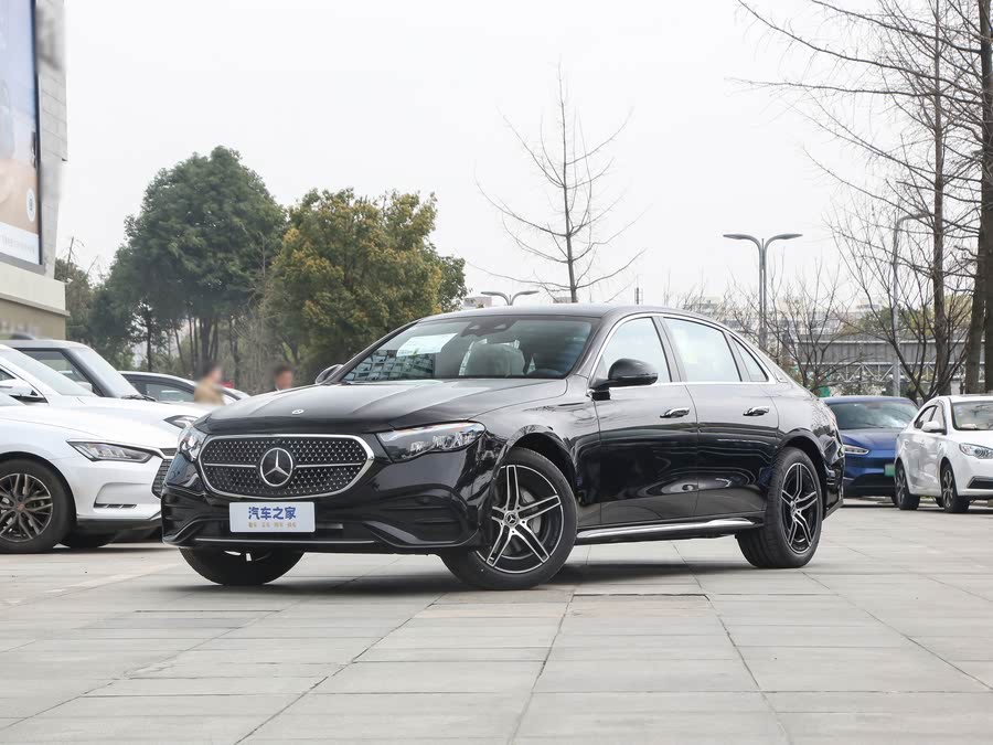 Mercedes-Benz E-Class 2025 2025款 改款 E 300 L 豪华运动型