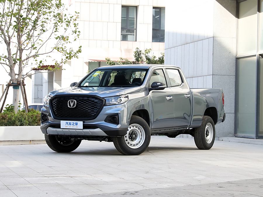 Changan F70 2023 2023款 2.0T汽油手动两驱创富型 长轴