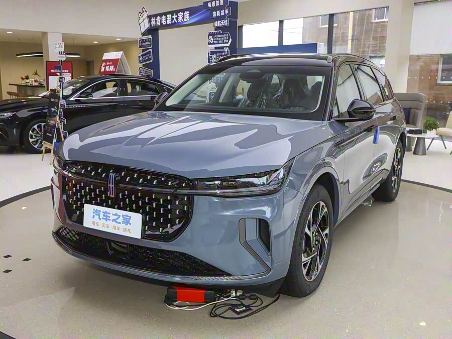 Lincoln Nautilus 2026 2026款 2.0T 四驱总统混动版