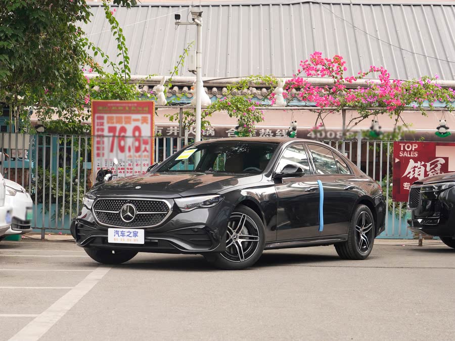 Mercedes-Benz E-Class 2025 2025款 改款 E 300 时尚型运动版