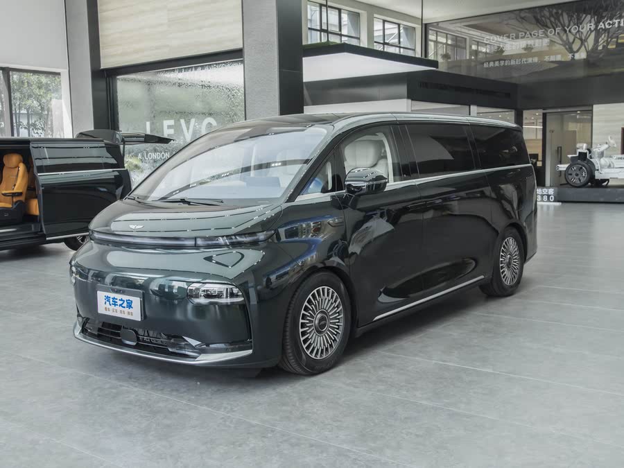 Geely Galaxy L380 2025 2025款 805km典藏版四驱