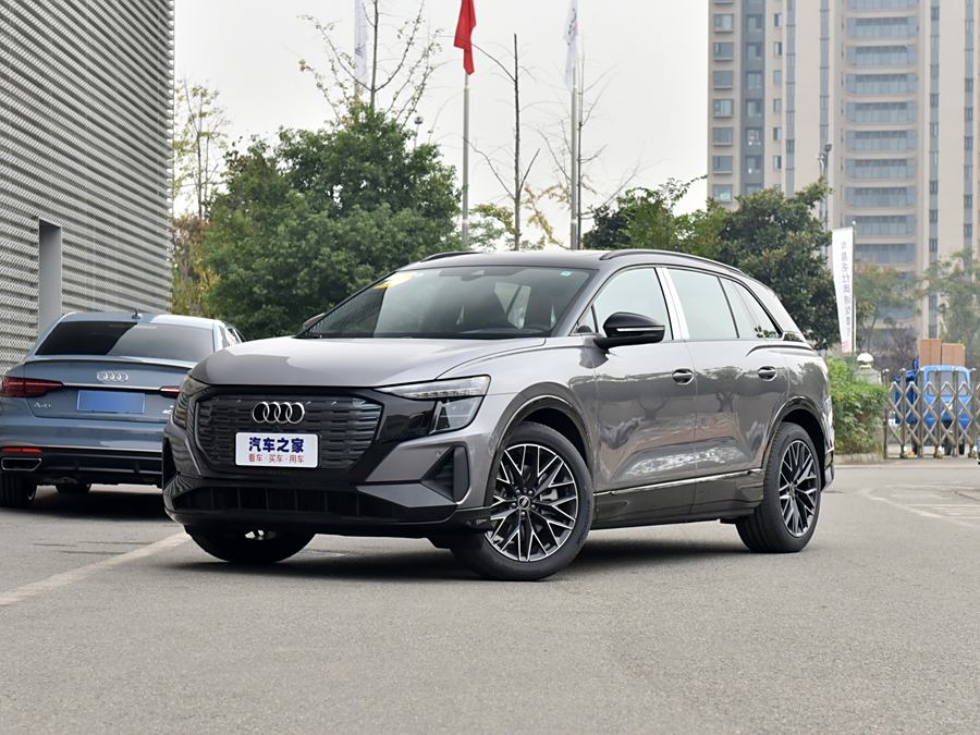 Audi Q5 e-tron 2023 2023款 50 e-tron quattro 荣耀型 黑武士版