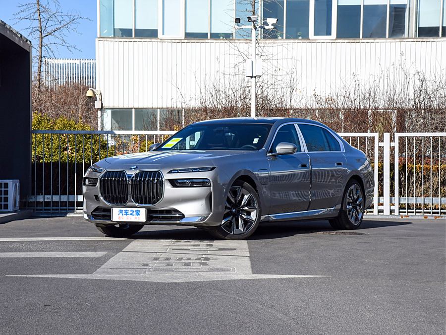 BMW i7 2023 2023款 xDrive60L 豪华套装