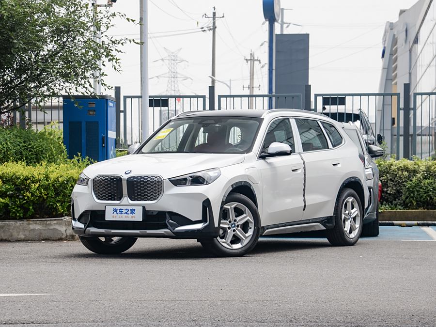BMW iX1 2023 2023款 eDrive25L X设计套装