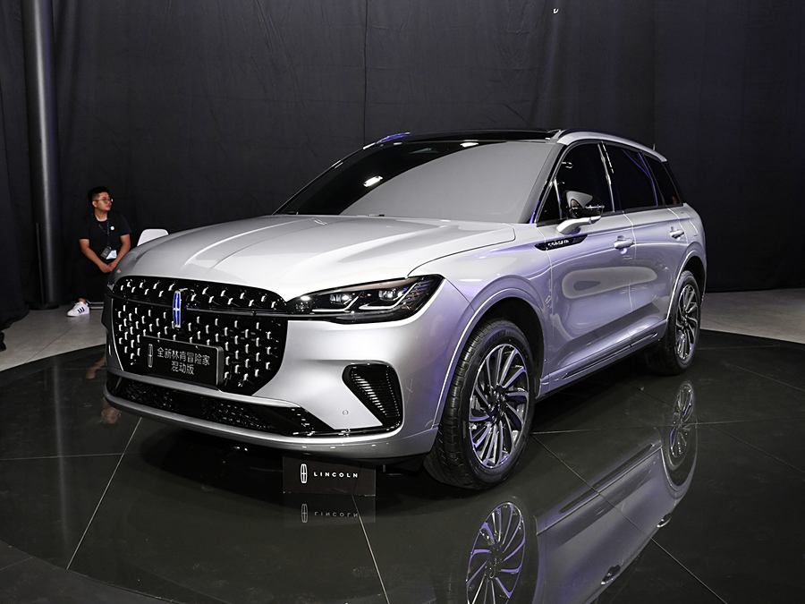 Lincoln Corsair 2024 2024款 1.5T 两驱尊雅混动版