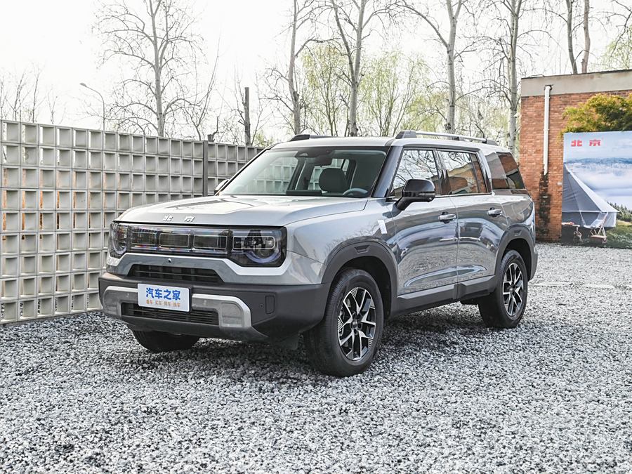 BAIC Beijing BJ30 2024 2024款 1.5T 魔核电驱标准版