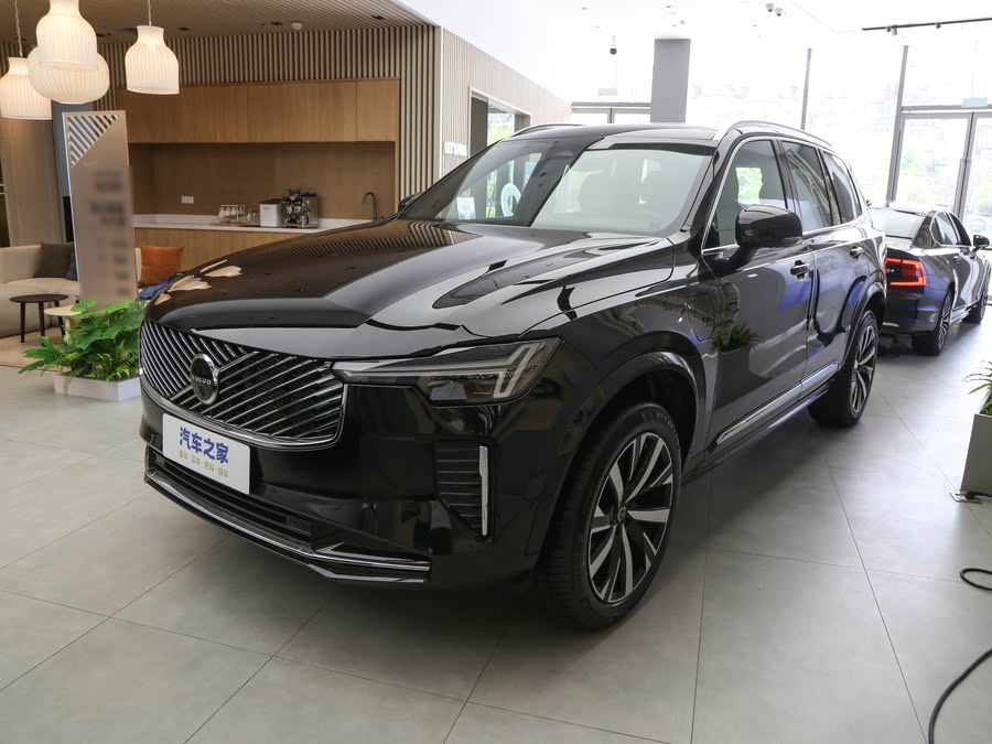 2025 Volvo XC90 Hybrid