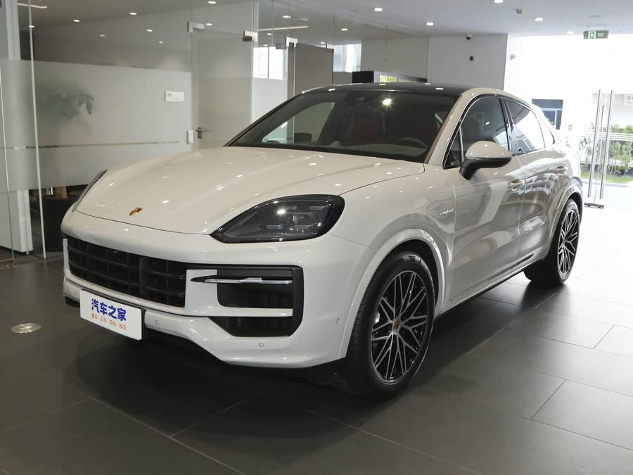 Porsche Cayenne Hybrid 2025 2025款 Cayenne Coupé S E-Hybrid 3.0T
