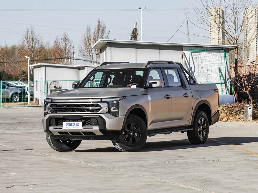 Dongfeng Z9 2025 2025款 2.3T 自动柴油两驱尊贵版