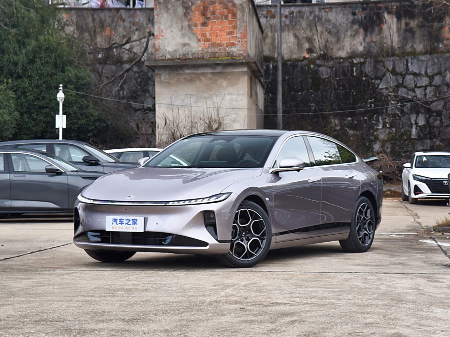 Changan Qiyuan (Nevo) A07 2025 2025款 蓝鲸增程版 230尊贵型