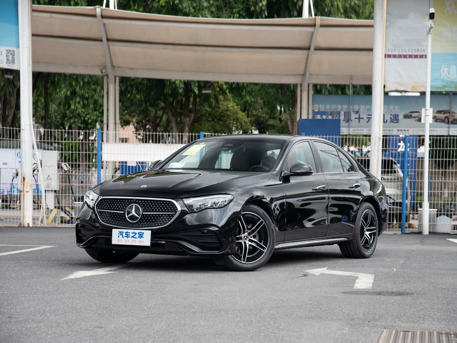 Mercedes-Benz E-Class 2025 2025款 改款 E 260 运动版