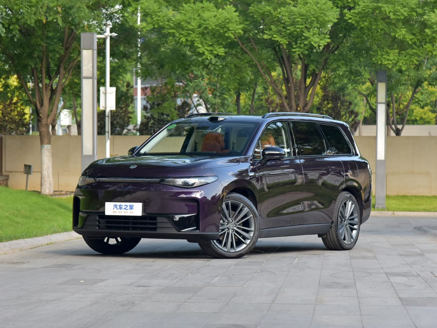 Leapmotor C16 2026 2026款 纯电 630激光雷达智尊版 6座