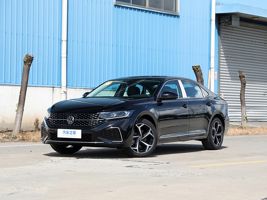 Volkswagen Passat 2025 2025款 出众款 380TSI 星空龙腾版