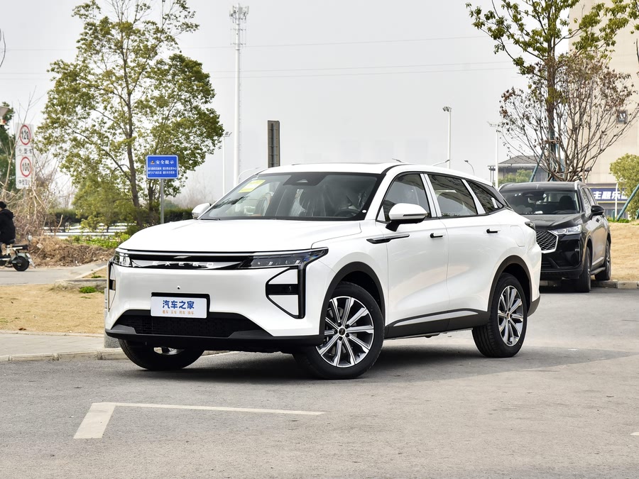 2025 Exeed RX C-DM Hybrid