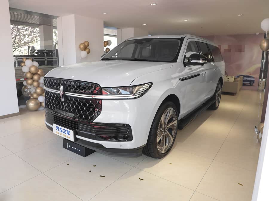 Lincoln Navigator 2025 2025款 3.5T 加长总统版