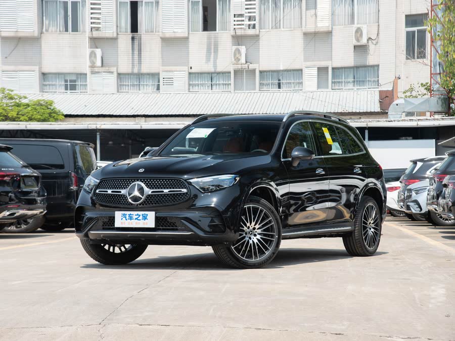 Mercedes-Benz GLC-Class 2025 2025款 改款 GLC 300 L 4MATIC 豪华型 5座