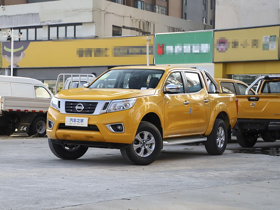 Nissan Navara 2023 2023款 2.5L 自动四驱尊享型
