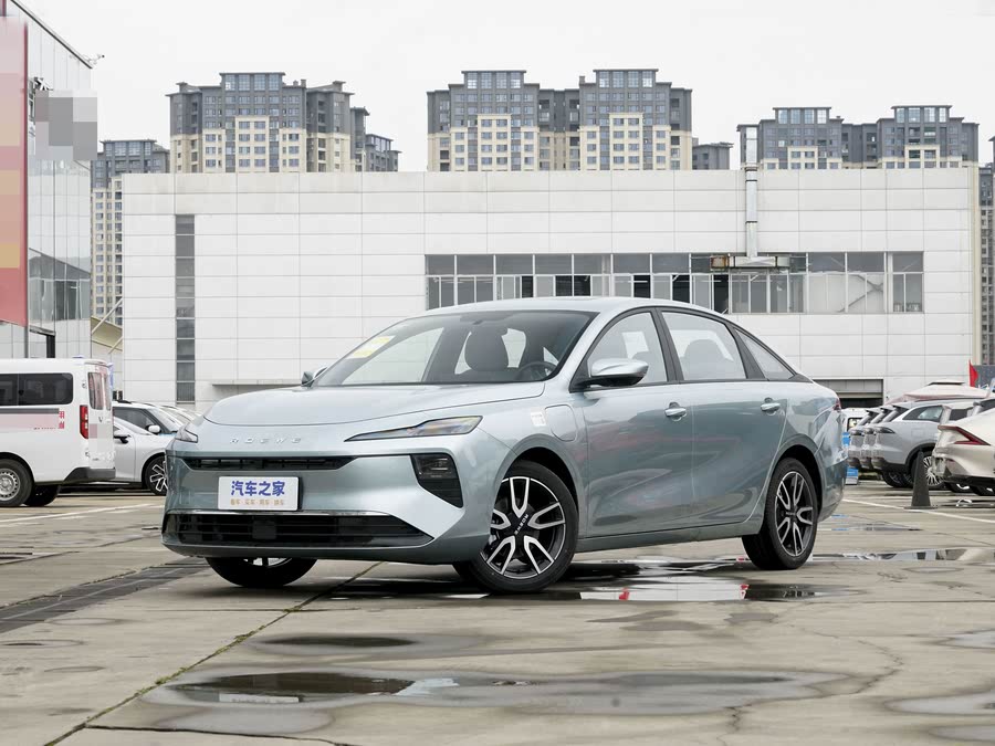 Roewe D6 2025 2025款 450km 尊享版