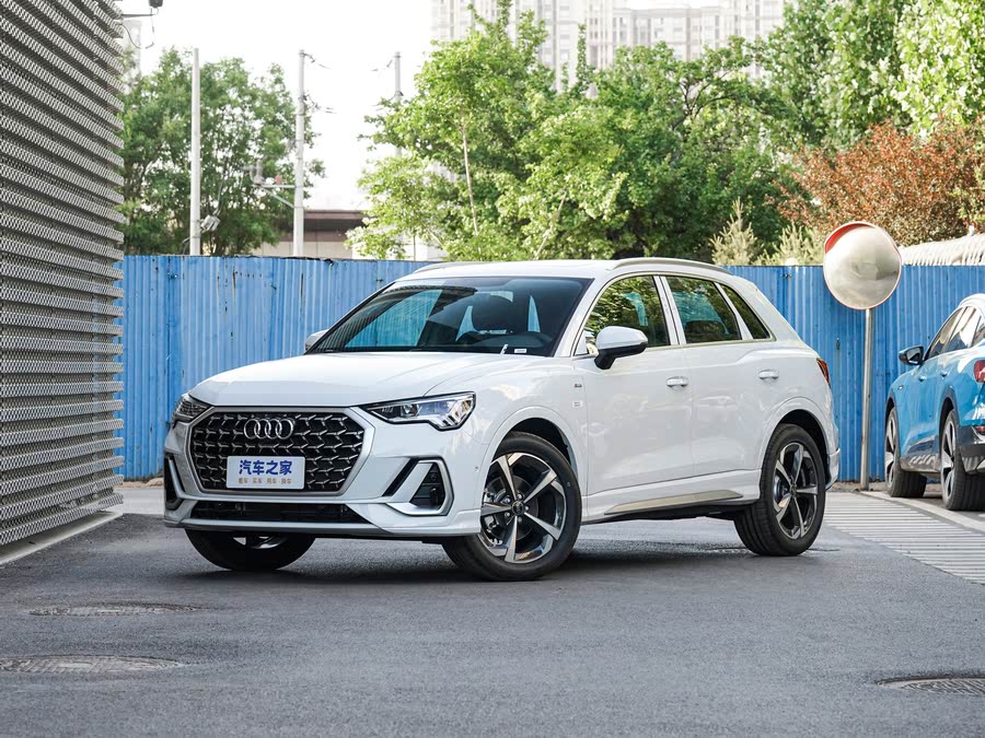 Audi Q3 2025 2025款 quattro 45周年典藏版 35TFSI 时尚动感型