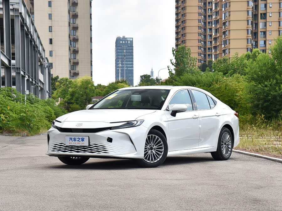 Toyota Camry 2026 2026款 双擎 2.0HE 精英版
