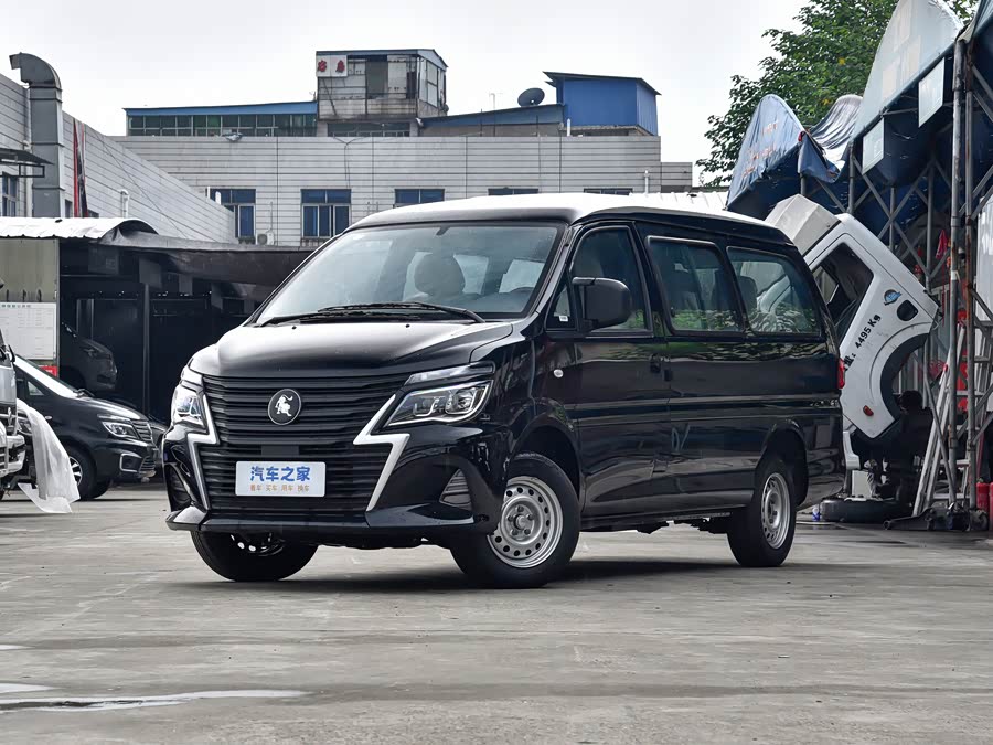 Dongfeng Forthing Lingzhi M5 2025 2025款 M5 1.6L 标准型 110L 7座CNG