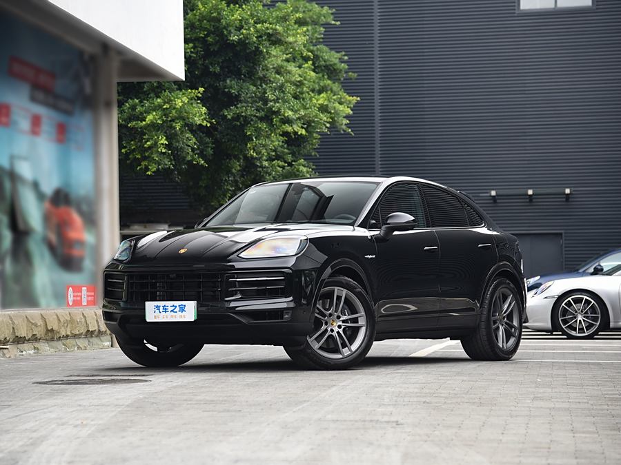 Porsche Cayenne Hybrid 2025 2025款 Cayenne Coupé E-Hybrid 2.0T