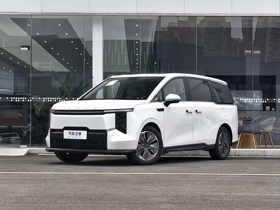 Maxus Mifa 7 2025 2025款 超混 超长续航版 奢享版