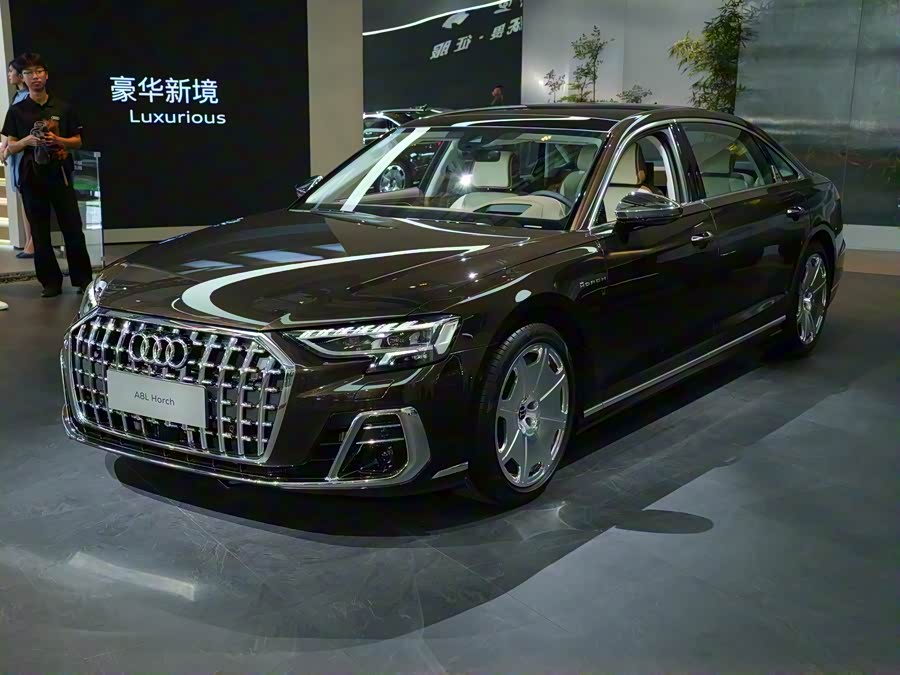 Audi A8 2026 2026款 A8L Horch创始人版 60TFSI