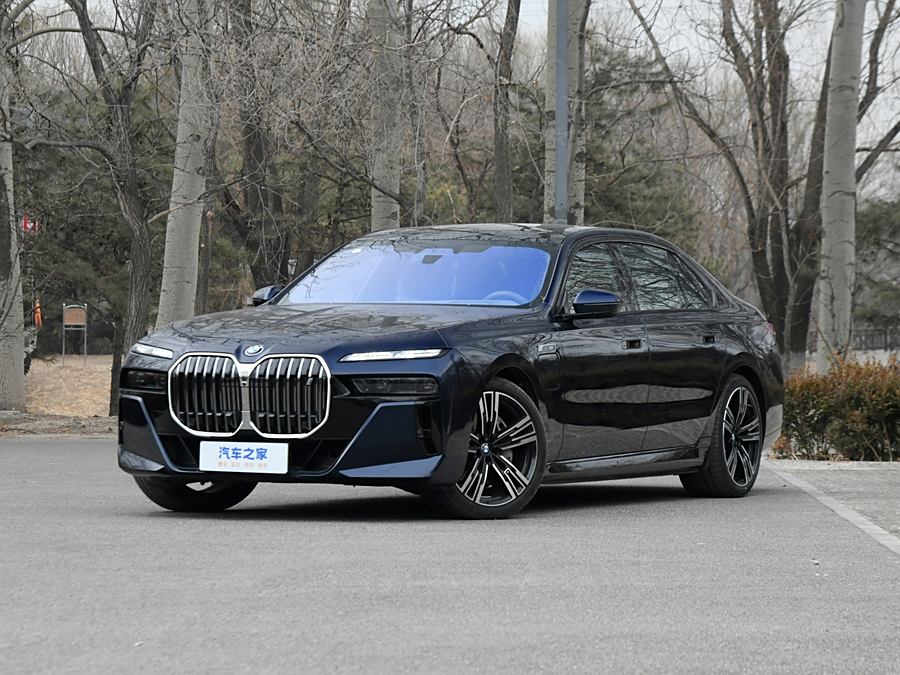 BMW i7 2023 2023款 xDrive60L M运动套装