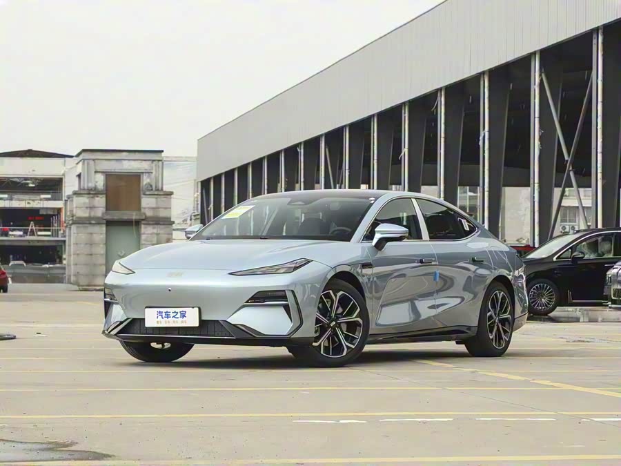 Geely Galaxy E8 2025 2025款 610km 尊享版