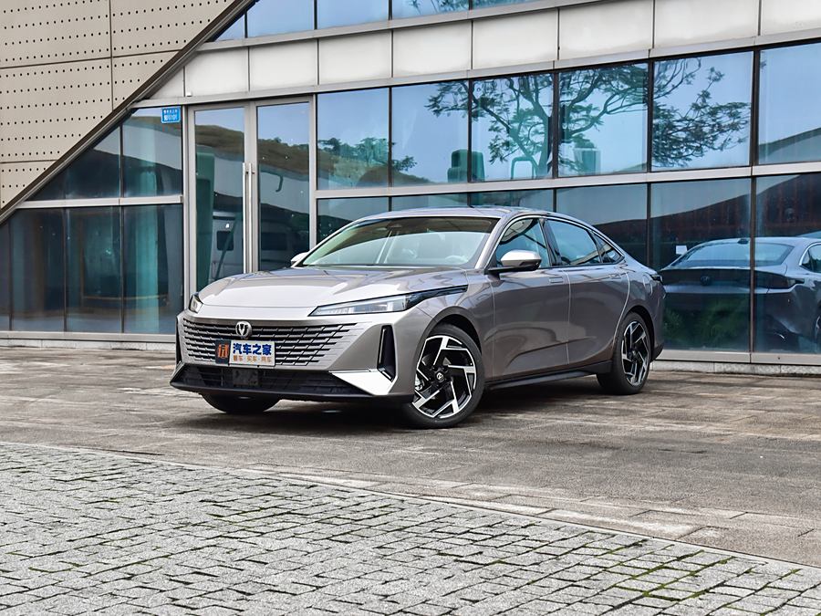 Changan Yida 2023 2023款 蓝鲸NE 1.5T GDI DCT旗舰型