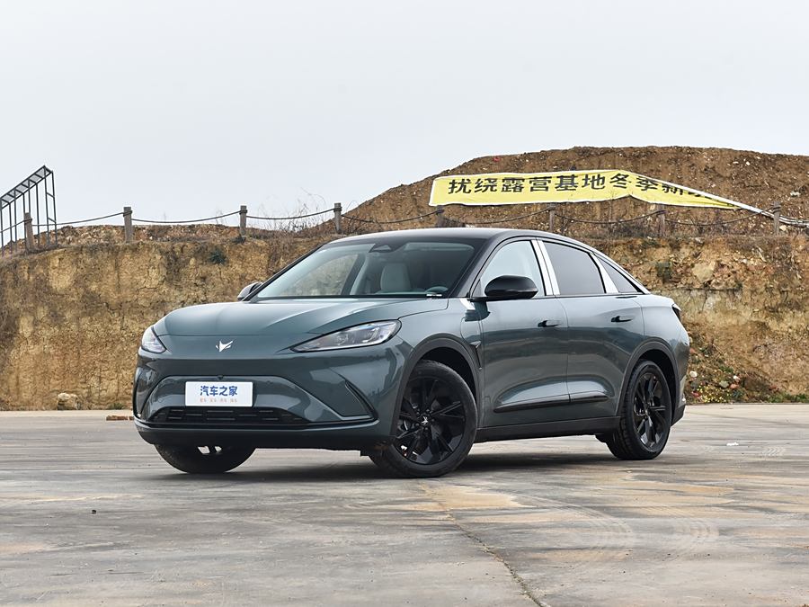 BAIC Arcfox Alpha S 2023 2023款 650E 森林版PRO 175kw