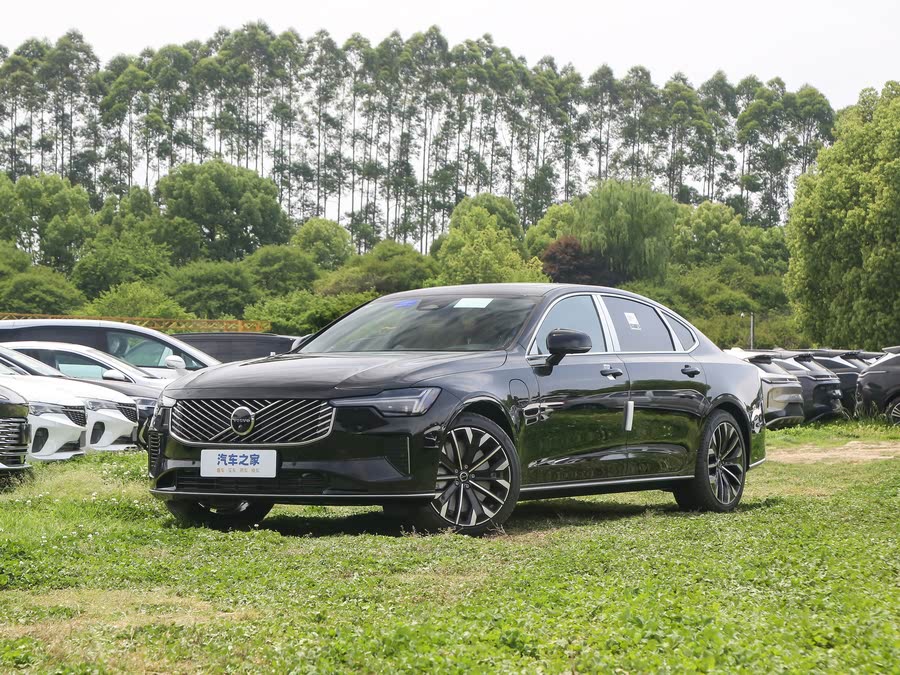 2026 Volvo S90 Hybrid