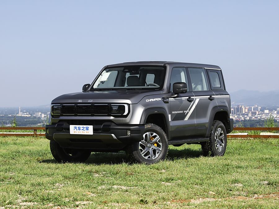 BAIC Beijing BJ40 2024 2024款 2.0T 全新环塔冠军版
