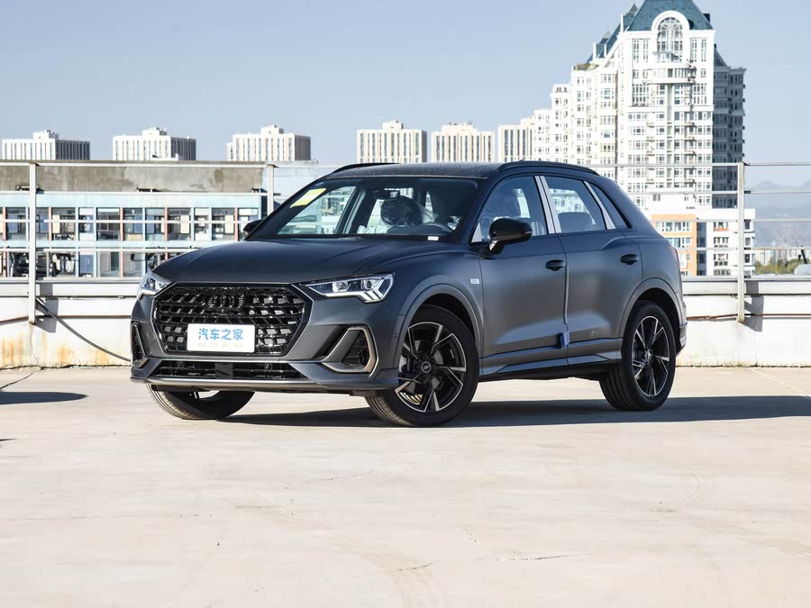 Audi Q3 2025 2025款 quattro 45周年典藏版 40TFSI RS套件燃速型