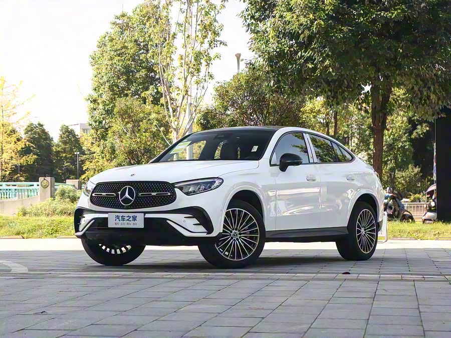 Mercedes-Benz GLC-Class Coupe 2026 2026款 GLC 300 4MATIC 轿跑SUV