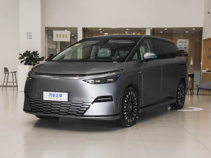 XPeng X9 2025 2025款 纯电 740超长续航 Max