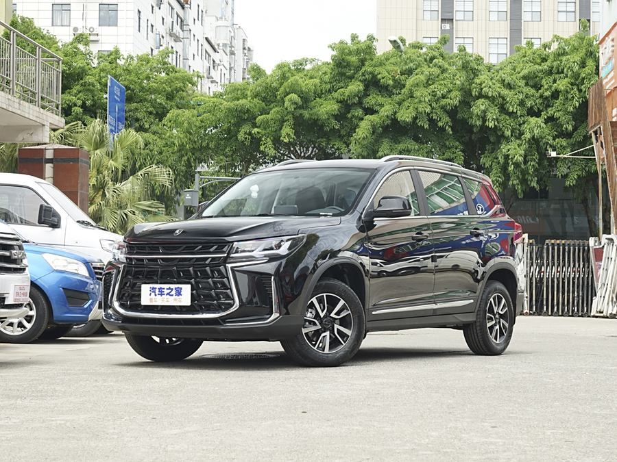 Dongfeng Forthing T5 2023 2023款 盛世款 1.6L 手动筑梦版 五座