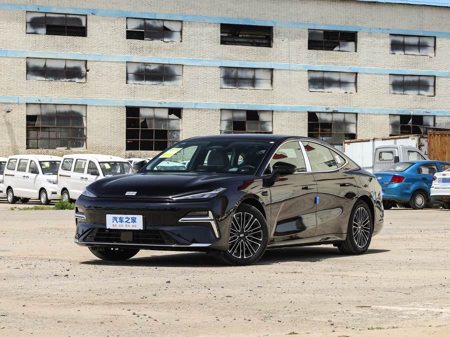 Geely Galaxy Starshine 8 EM-i 2025 2025款 130km EM-i 尊贵版