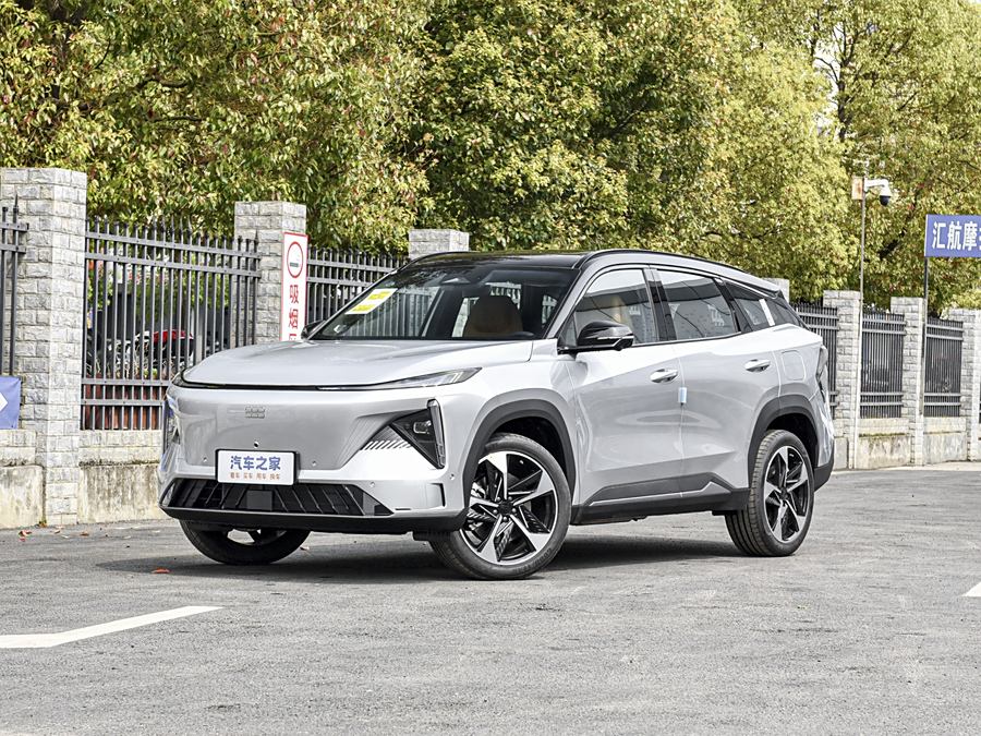 Geely Galaxy L7 2024 2024款 1.5T 115km 亚运幻影 龙腾版